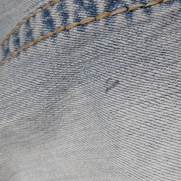 Amethyst light wash flare light distressed whiskered jeans size 7 - Picture 5 of 10